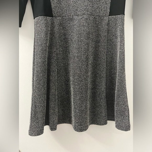 H&M quarter length sleeve dress size 10. - Picture 3 of 12